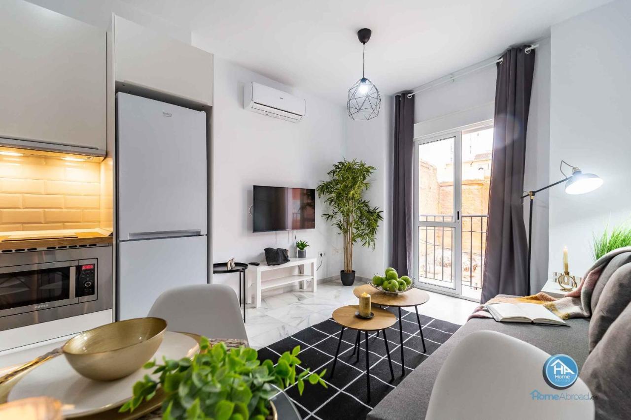 Apartamentos Marmoles Malaga Center 외부 사진