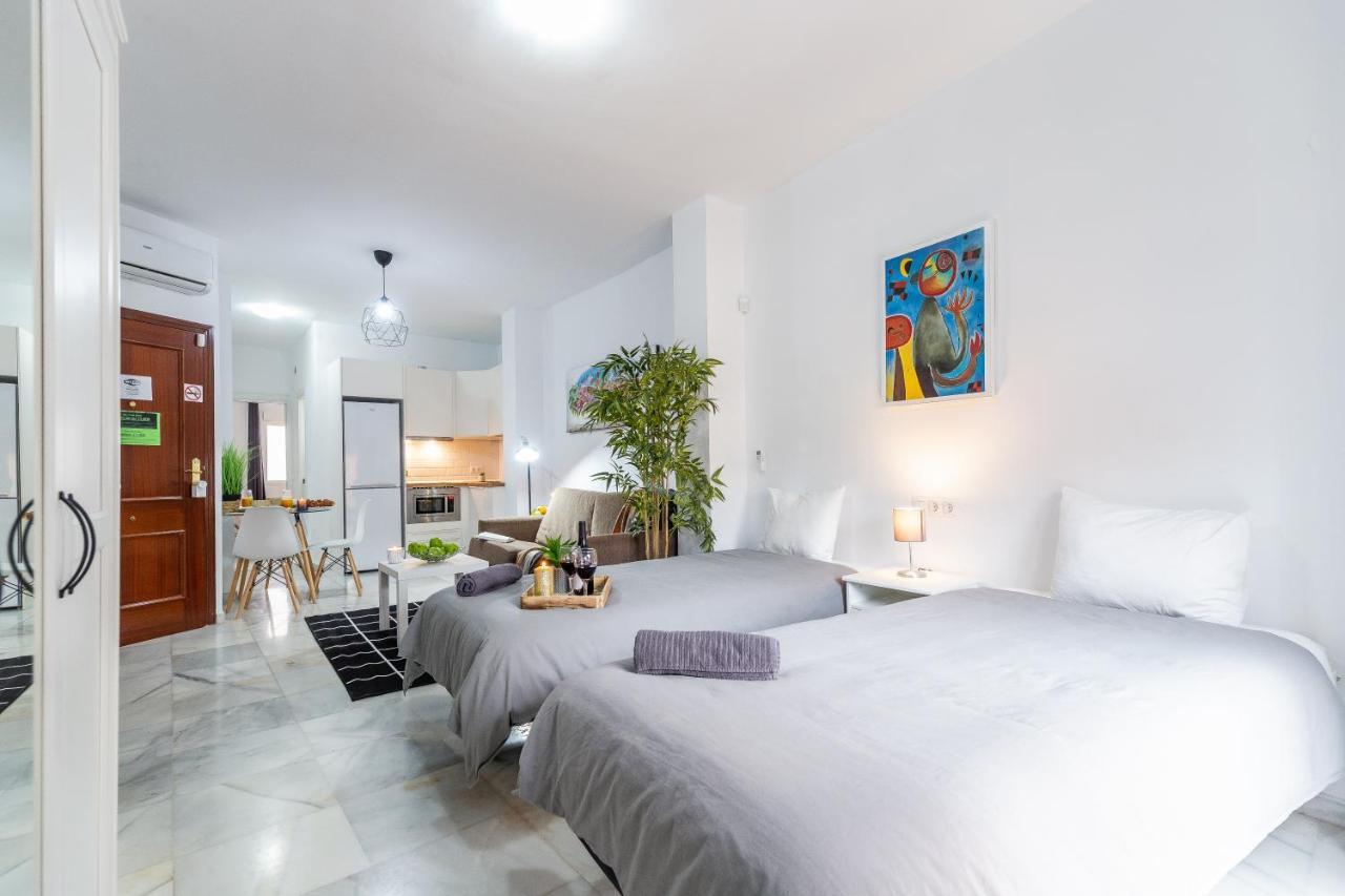 Apartamentos Marmoles Malaga Center 외부 사진